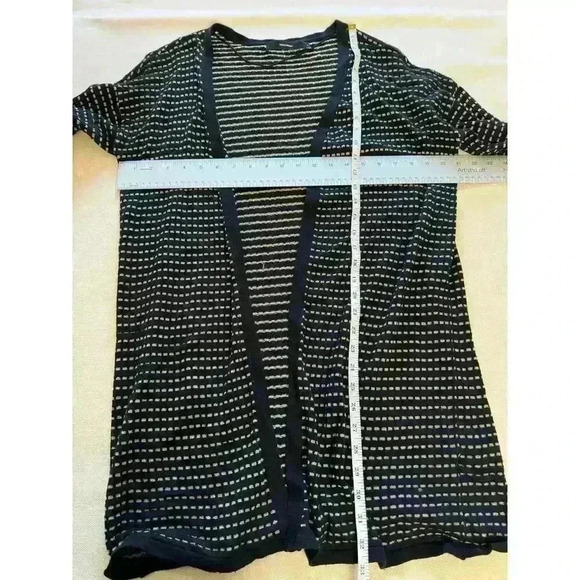 Vero Moda Buttonless Cardigan Dark Navy with Gold Size L Pocket and Navy Trim - Picture 6 of 12